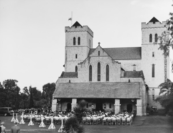 Schoolchildren outside Nairobi Cathedral