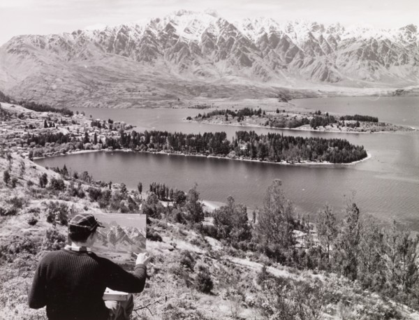 Painting Lake Wakatipu and the Remarkables