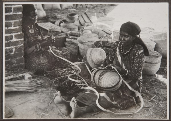 Weaving wicker baskets