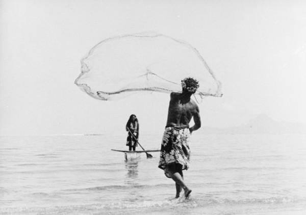 Fishing with a cast net