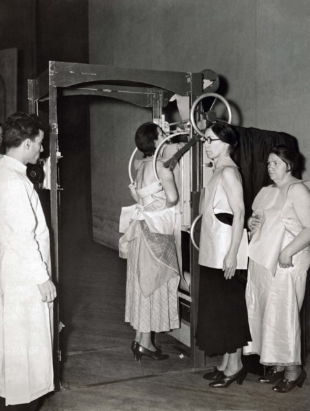 X-Rays Look For Tuberculosis