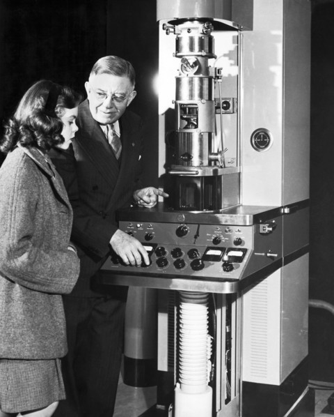 New Electron Microscope