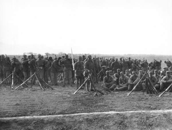 Chinese Army Troops