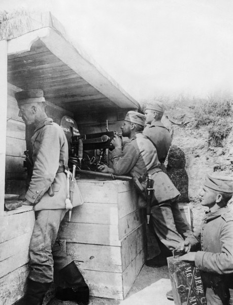 German Machine Gun Crew