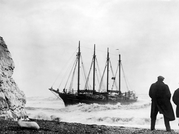 Schooner Shipwreck