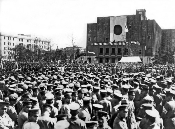 Japanese Troops In Tokyo