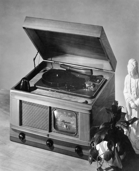 Majestic Radio And Phonograph