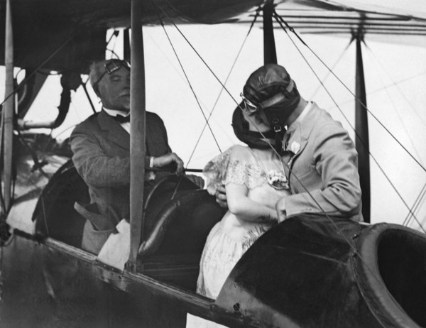 Airplane Wedding Kiss