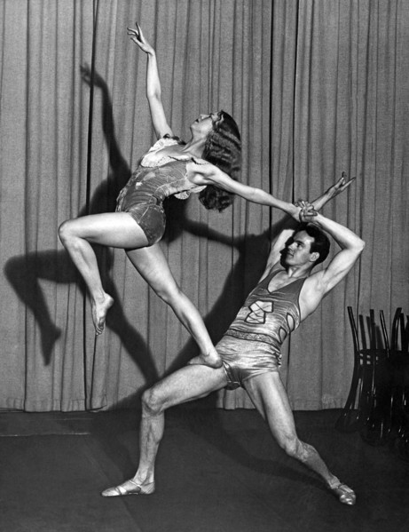A Modern Dance Team