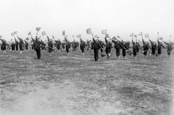 Learning Semaphore Signalling