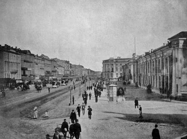 Nevsky prospect avenue, saint petersburg