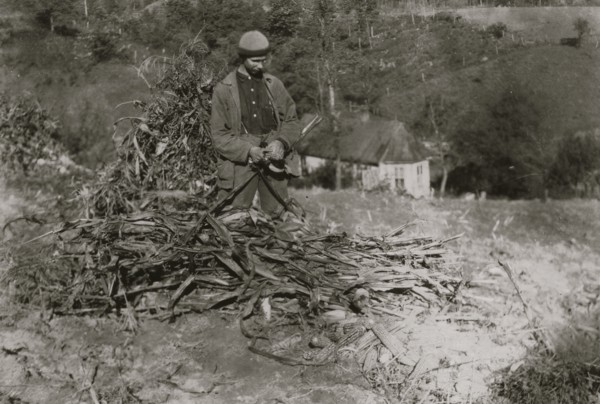A Product of the 4 H Club, raised 135 bushels of corn on one acre (his father raised about one half as much and complained that the boy's land was better 1921