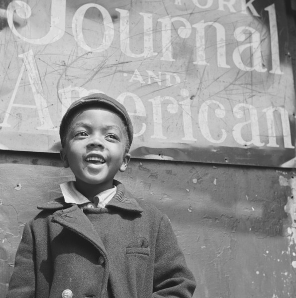 African American Harlem newsboy 1943
