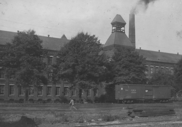 Anniston Mfg. Co. Not so good as it looks. Sanitation is bad, and child labor conditions worst in town 1914
