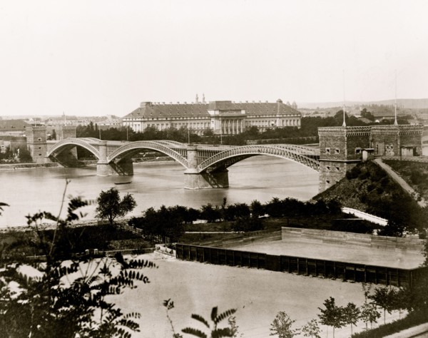 Frankfort. Railway bridge 1870