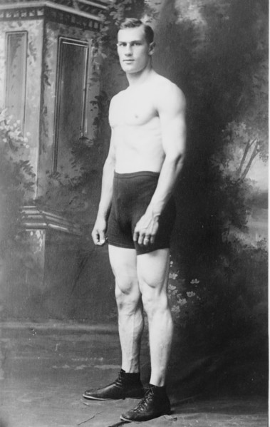 George One Round Davis 1910