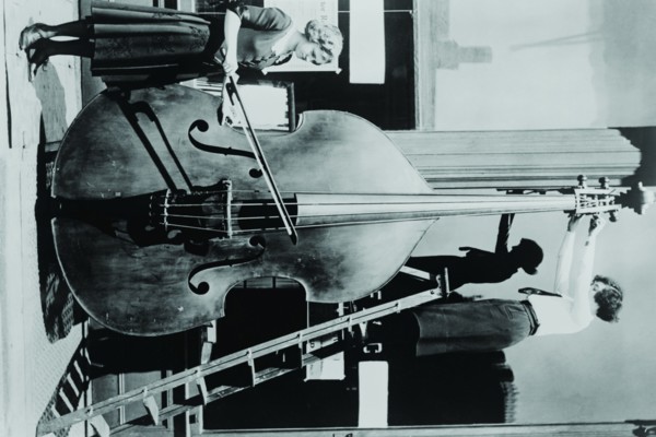 Giant Violin, the over 12 feet tall