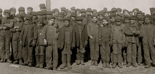 Group of boys working in #9 Breaker Pennsylvania Coal Co., Hughestown Borough, Pittston, Pa.  1908