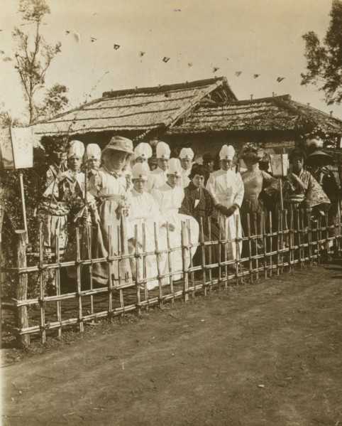 Japanese medical personnel and others dressed in Western and traditional style clothing  1905