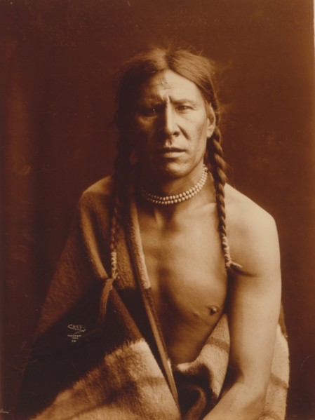 Heavy Shield 1900
