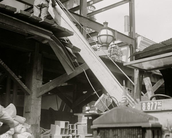 Iron Beam Falls during Construction of the DC's National Theatre 1923