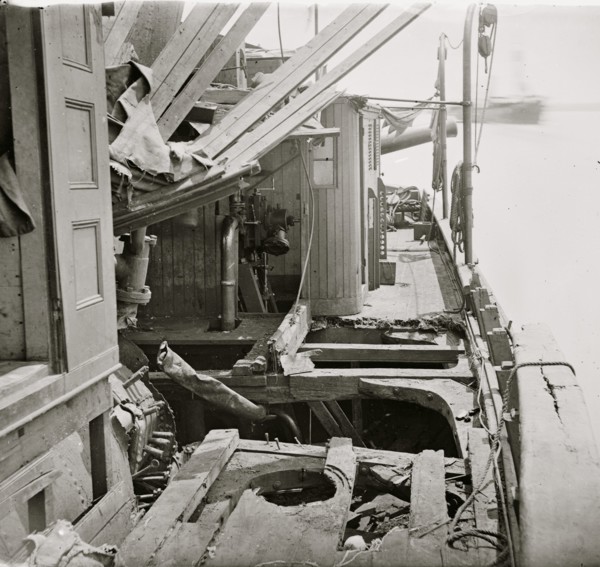 James River, Va. Deck of Confederate gunboat Teaser, captured by U.S.S. MARATANZA, showing damage from shell fire 1862