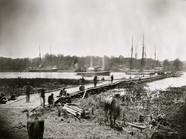 James River, Va. Pontoon bridge 1863
