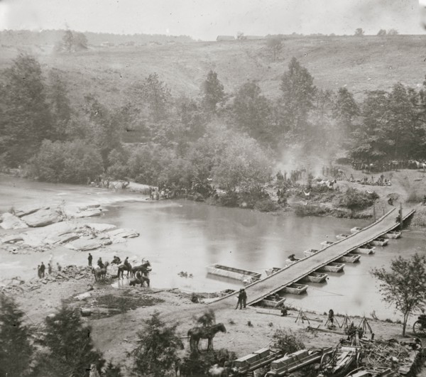 Jericho Mills, Va. Canvas pontoon bridge across the North Anna, constructed by the 50th New York Engineers; the 5th Corps under Gen. Gouverneur K. Warren crossed here on the 23d. View from the north b...