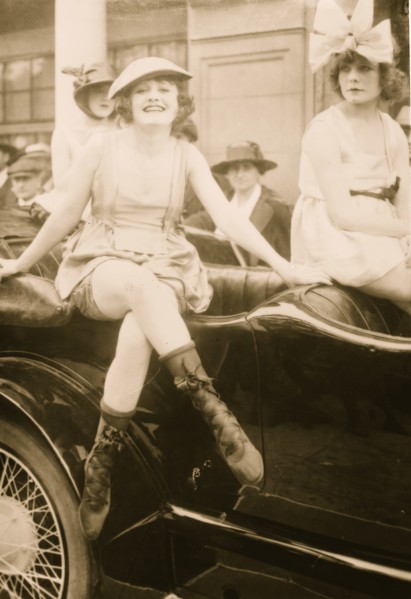 Los Angeles Bathing Beauty