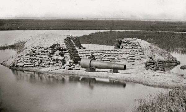 Morris Island, South Carolina. Battery Hays. One 8-inch Parrot Rifle, dismounted. Breaching battery against Fort Sumter 1863