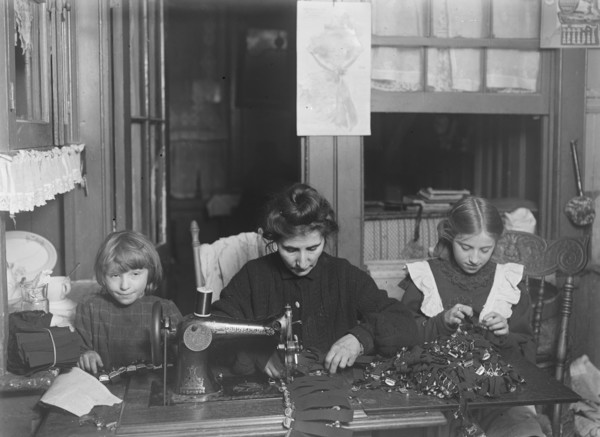 Family Manufactures Garters 1908