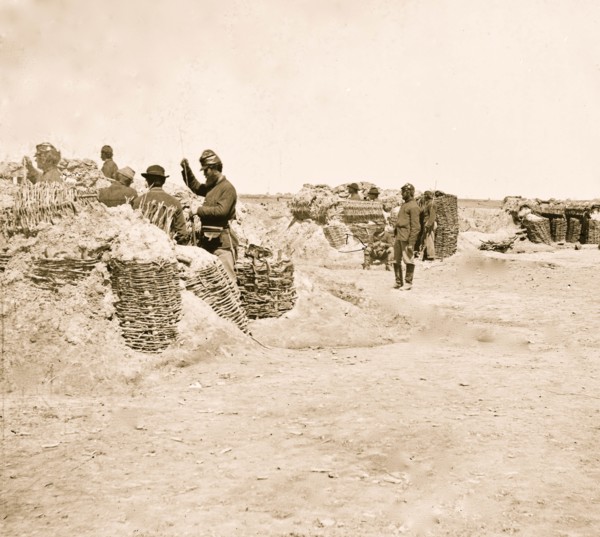 Petersburg, Virginia. Federal picket line in front of Fort Mahone 1865