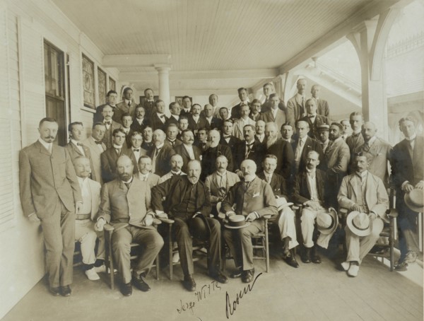 Russians & newspaper men - Sergei Witte, Baron Rosen with their suite 1905