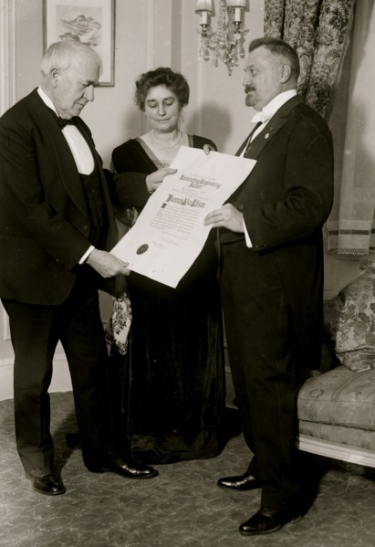 Thomas A. Edison and wife nown