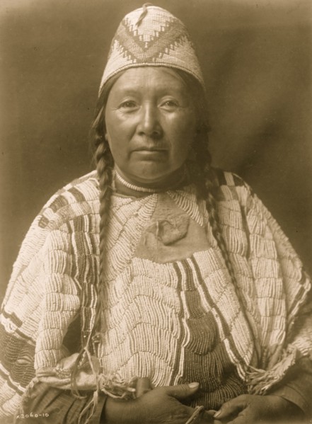 Wife of Mnainak--Yakima 1910