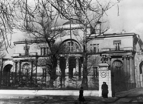 Spasso house, the residence of the us ambassador to the soviet union, walter b, smith, in moscow, ussr, late 1940s.