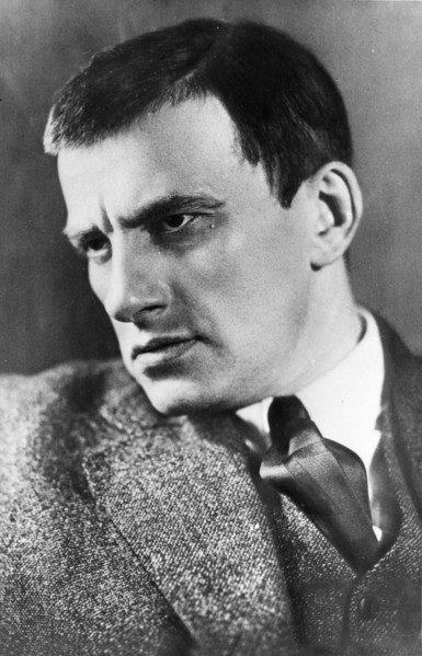 Vladimir mayakovsky (1893-1930), soviet poet, playwright and propagandist.