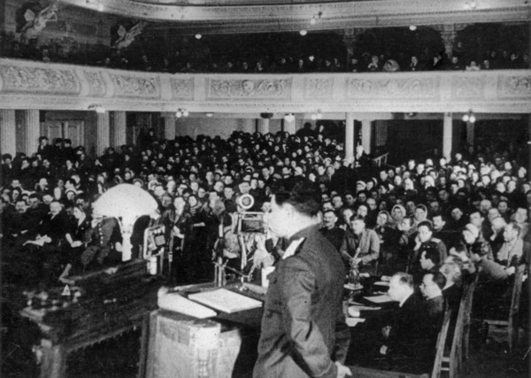 World war 2, december 15, 1943, still from a film on the kharkov trial produced by artkino.