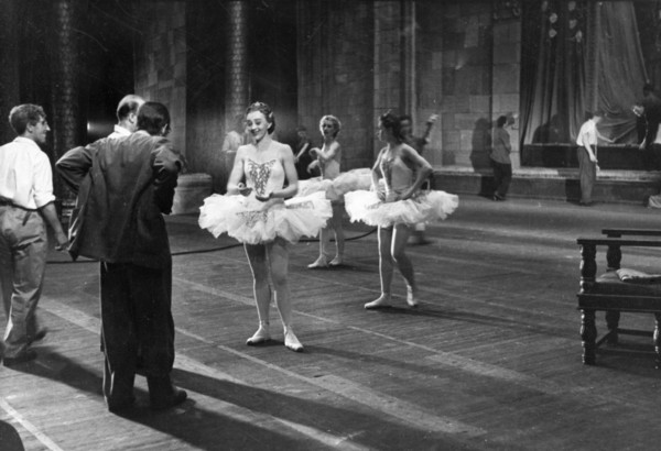 Behind the scenes at the grand opera and ballet theater of the ussr, ballet dancers at a rehearsal, january 1947.