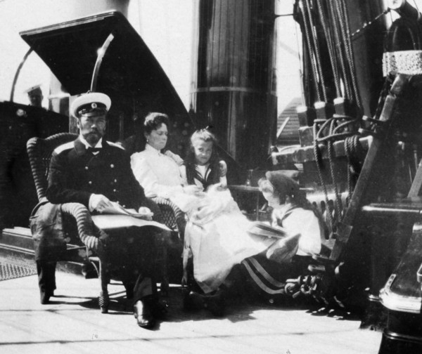 The royal couple of russia, tsar nicholas ll and tsarina alexandra fyodorovna aboard the royal yacht with two of their children.