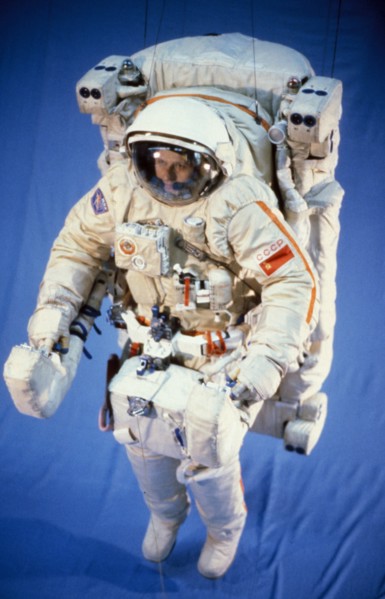 The orlan-dma semi-hard spacesuit with the umk device, 1990.