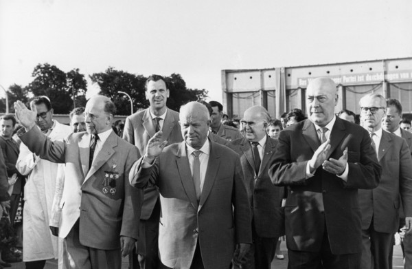 Nikita khrushchev visiting the gdr in 1962, walter ulbricht (left) and ju, zirankevich (right) accompany him.