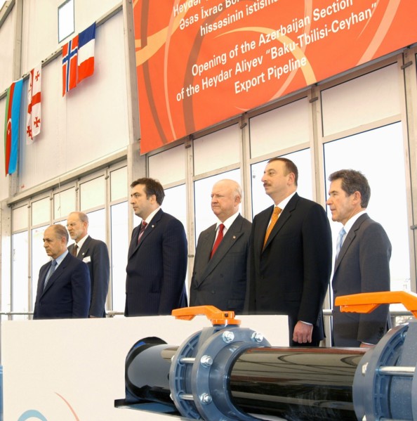 Azerbaijan, may 25, 2005, turkish president ahmet necdet sezer, georgian president mikhail saakashvili, u,s, energy secretary samuel bodman, azerbaijani president ilham aliev and bp plc chief executiv...
