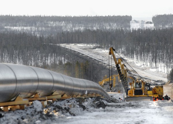 Yakutia, russia, march 21, 2007, a section of the eastern siberia-pacific ocean oil pipeline, the longest one in russia, is under construction, when completed, it will carry oil from eastern siberia t...