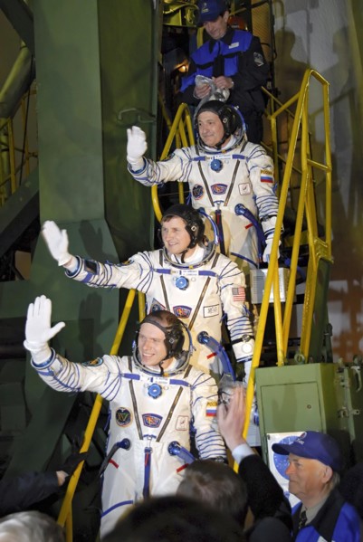 Baikonur, kazakhstan, april 8, 2007, the crew of iss expedition 15, russian cosmonauts oleg kotov (foreground), fyodor yurchikhin (background) and space tourist u,s, billionaire charles simonyi (middl...