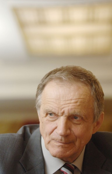 Moscow, russia, vladislav tetyukhin, general director of the world's largest titanium producer vsmpo-avisma corporation (verkhnesaldinsk metallurgical conglomerate), is pictured before signing a deal ...
