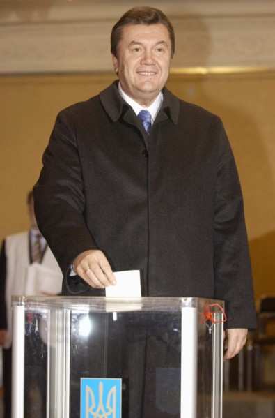 Ukraine election 2004, ukrainian prime minister and presidential hopeful viktor yanukovich casts his ballot at a polling station in kiev during the second round of presidential election on sunday, nov...