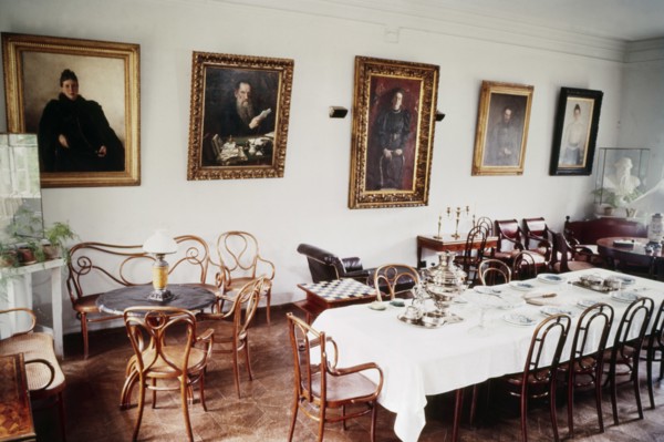 The drawing room ('the hall') at yasnaya polyana, the tolstoy family estate, it served as a combined dining room, sitting room and parlour.