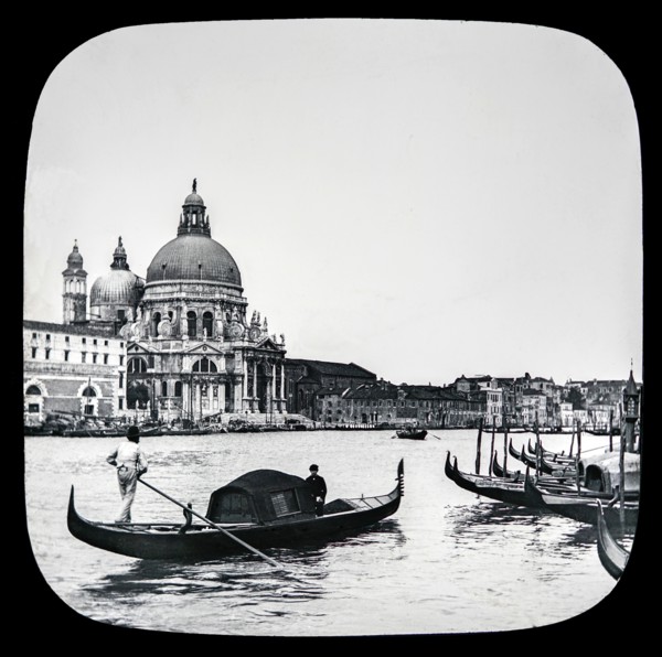 Gondola and gondolier