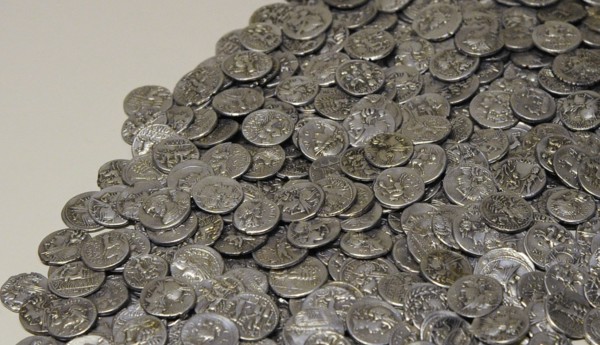 Denarii of the magistrate Lucius Thorius Balbus